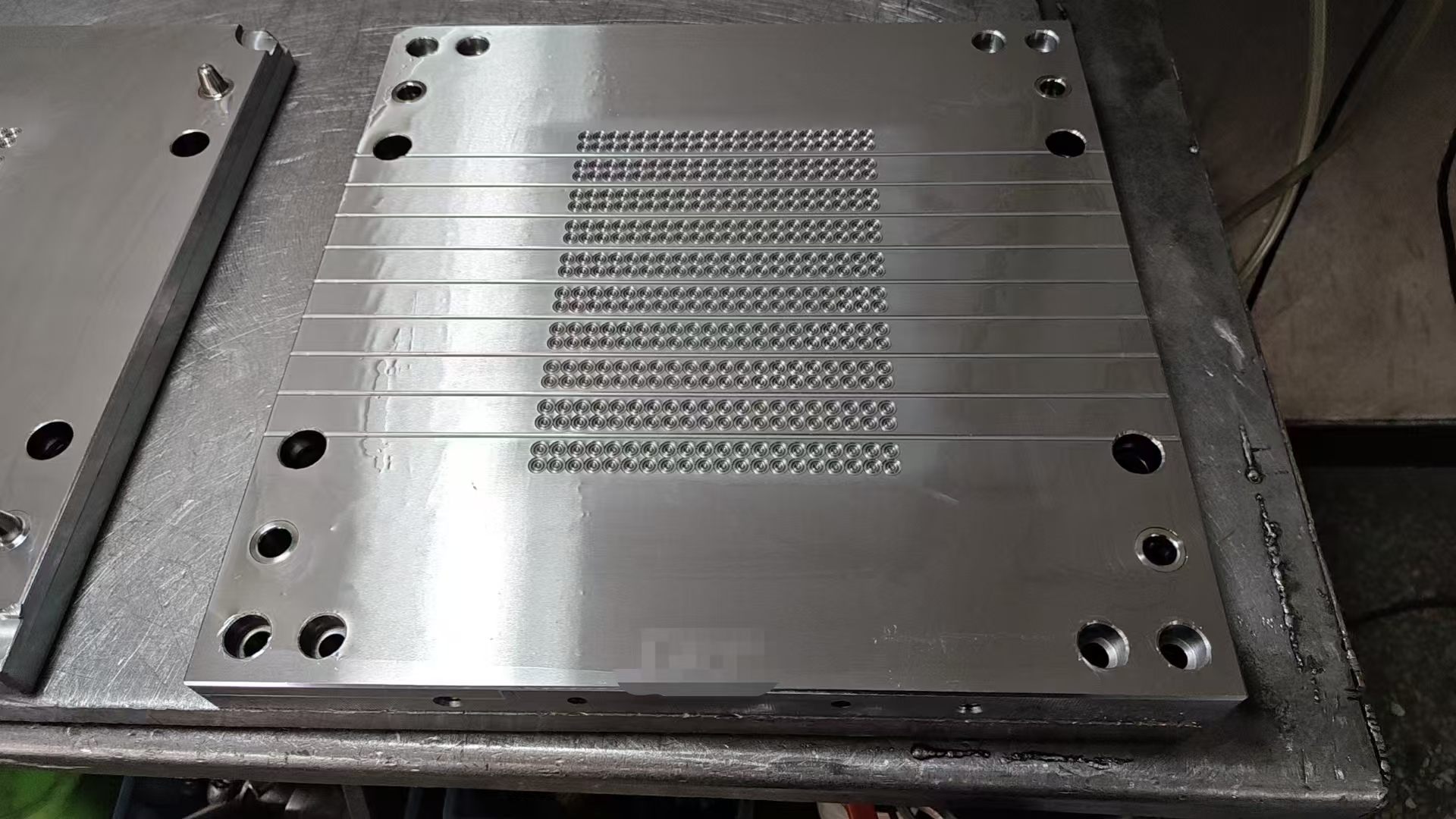 东莞模具
